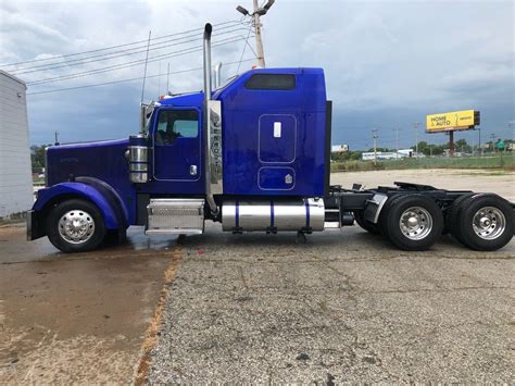 2004 Kenworth W900 For Sale in Hazelwood, MO - Commercial Truck Trader