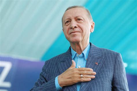 Recep Tayyip Erdogan declares victory after leading in Turkey's runoff election