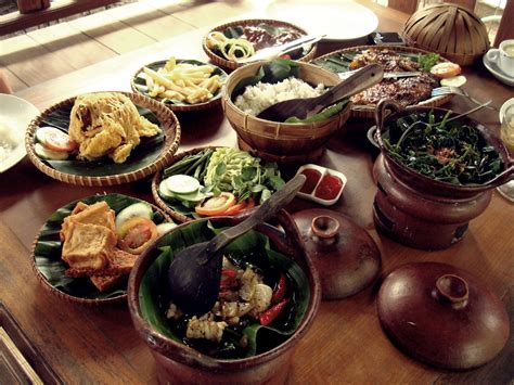 5 Tempat Wisata Kuliner Jogja Blusukan yang Dijamin Seru! - Jatik.com