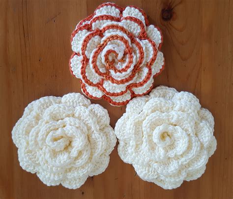 12 Easy and Cute Free Crochet Flowers Patterns - Page 7 of 12 - Crochet Blog!