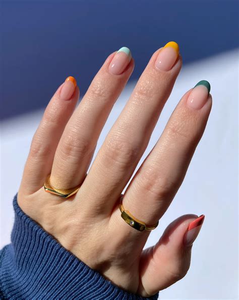 Spring 2021's Top Nail Color Trend, According To The Latest Polish ...