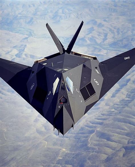 Lockheed F-117 Nighthawk | Stealth aircraft, Aircraft, Airplane fighter