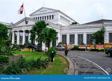 The National Museum or Museum Gajah Editorial Image - Image of plants ...