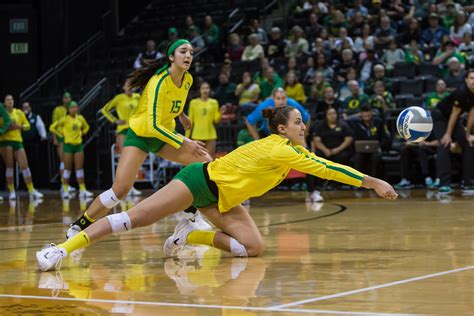 PHOTO GALLERY: Oregon Ducks Volleyball vs. Colorado | KVAL