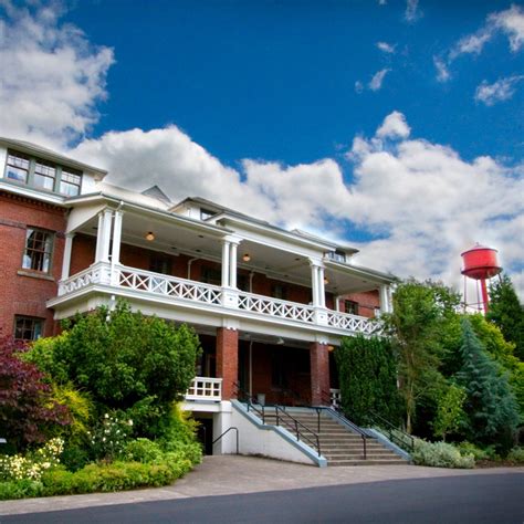 McMenamins Edgefield - Travel Oregon