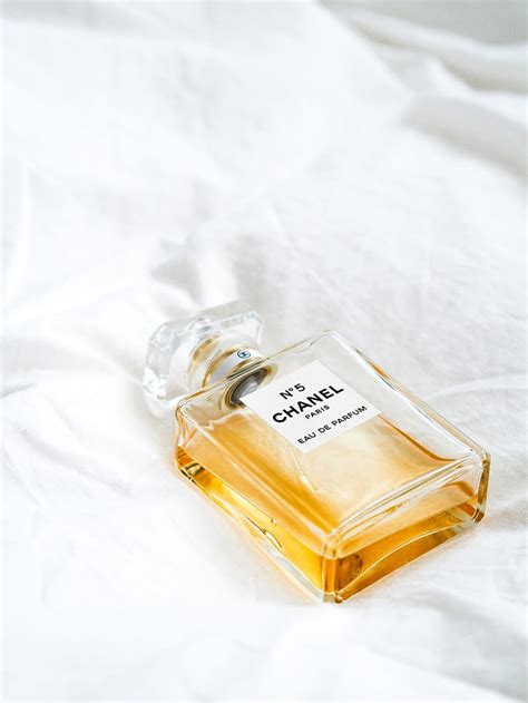 1366x768px, 720P Free download | calvin klein one perfume bottle – Paris , Pastel Perfume ...