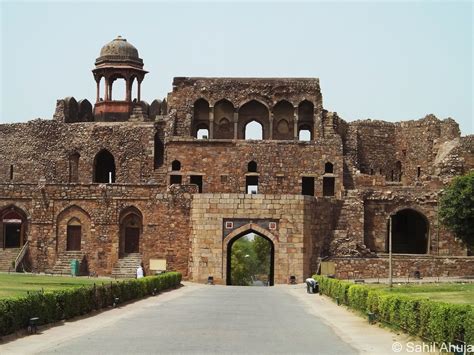 Pixelated Memories: Old Fort, New Delhi