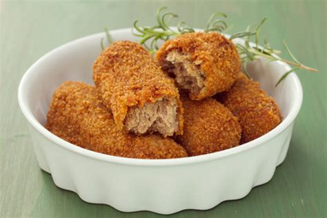 Receta de croquetas de setas y queso azul - Unareceta.com