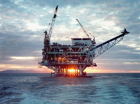 Why Is Offshore Drilling So Dangerous? | Live Science