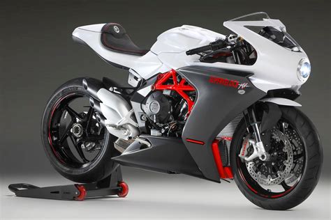 2020 MV Agusta Superveloce 800 First Look (9 Fast Facts)