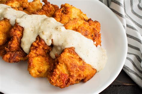 Maryland Fried Chicken Authentic Recipe | TasteAtlas