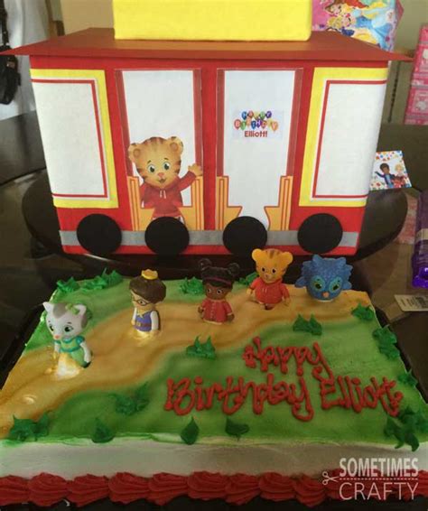 Daniel Tiger Birthday Party with Free Printables! - Sometimes Crafty