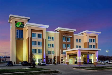 La Quinta Inn & Suites Springfield, IL - See Discounts