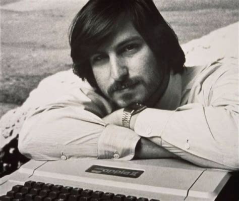 30 Fascinating Photographs of a Young Steve Jobs in the 1970s and 1980s ...