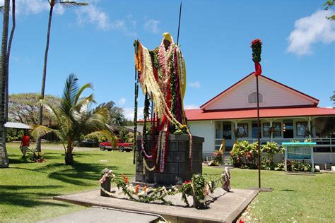 King Kamehameha Statue Information, Photos & More