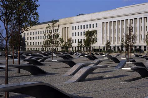 Pentagon Memorial - Land8