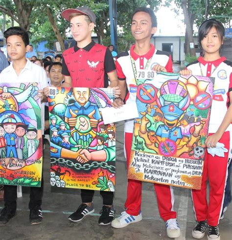 In Bataan, slogans, posters also used in fight vs drugs