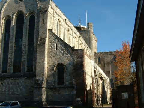 Romsey Abbey © Gillian Thomas :: Geograph Britain and Ireland