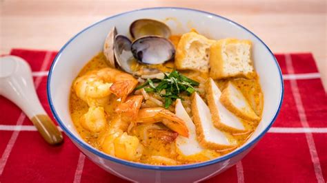 Laksa Recipe - Singaporean Curry Noodle Soup (Laksa Lemak) | Asian Recipes - YouTube