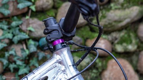 DIY Headset Tips and Tricks for Aspiring Bike Mechanics - Singletracks ...