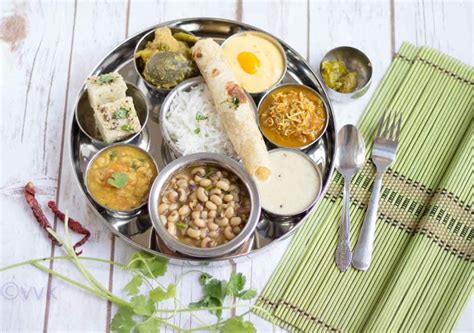 Gujarati Thali - Vidhya’s Vegetarian Kitchen