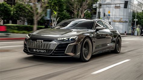 Audi Confirms A4-Sized e-tron GT Electric Sedan | Automobile Magazine