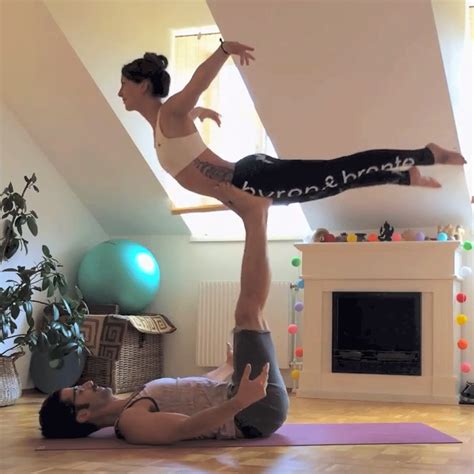 AcroYoga Basics: Forward Flying - Daniel Scott Yoga