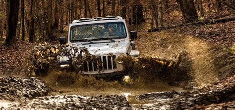 Jeep Off-Roading in Ohio | Grogan's Towne CDJR