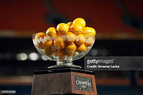 472 Orange Bowl Trophy Stock Photos, High-Res Pictures, and Images ...