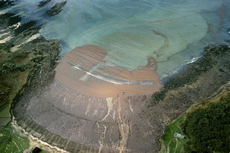 „Amoco Cadiz“ oil spill in Brittany | Georg Gerster