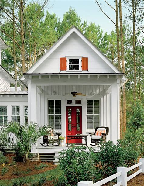 2016 Best-Selling House Plans | Modern farmhouse plans, Southern house ...