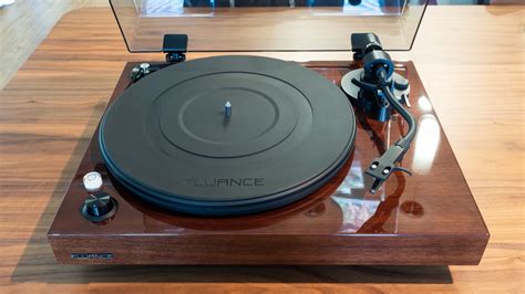 Fluance RT82 review | TechRadar