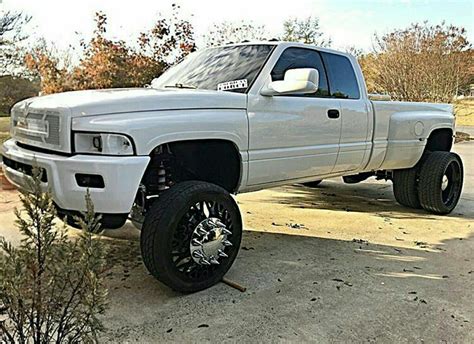 Pin by N8 D066 on Cummins | Cummins trucks, Dodge trucks, Truck flatbeds