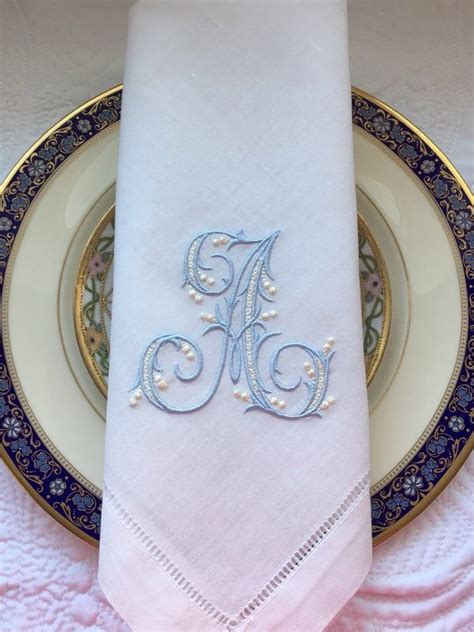 Custom Monogrammed Linen Dinner Napkins | Etsy | Monogrammed linens ...