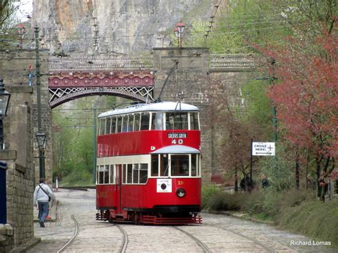 Richard's Tram Blog: Two red London trams again