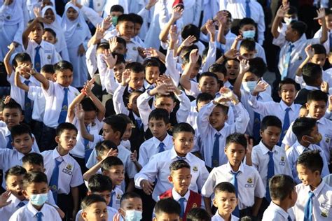 Lebih 334,000 murid, pelajar mula sekolah di Kedah