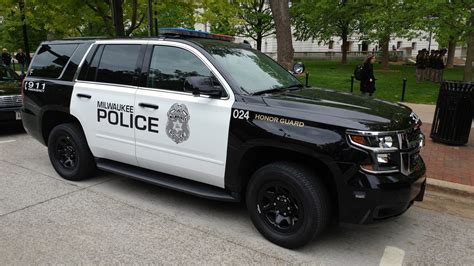 City of Milwaukee, Wisconsin Police Department | Police cars, Police ...