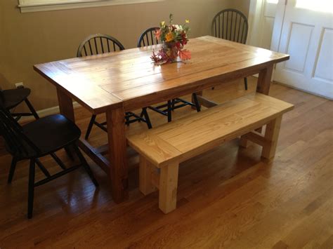 Free plans for making a rustic farmhouse table bench | A Lesson Learned