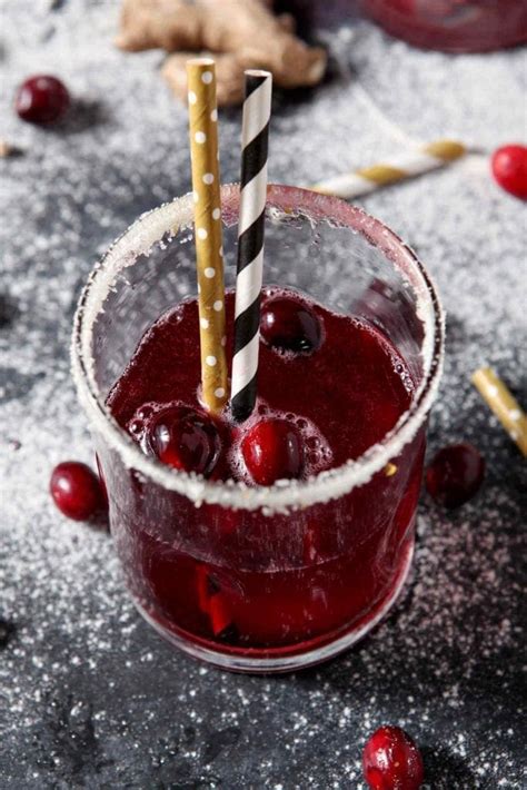 Sparkling Ginger Cranberry Mocktail (Nonalcoholic New Year's Eve Drink)