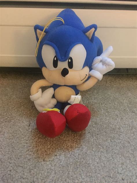 Classic Sonic Plush | Classic sonic, Sonic, Plushies