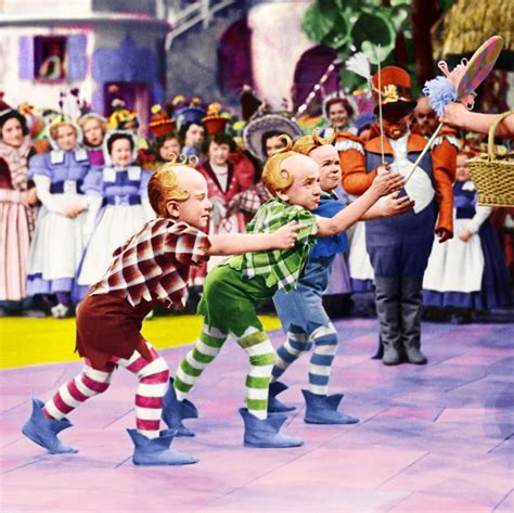 Pin by Ashley Harris on The Wizard of Oz | Wizard of oz movie, Wizard of oz characters, Wizard ...