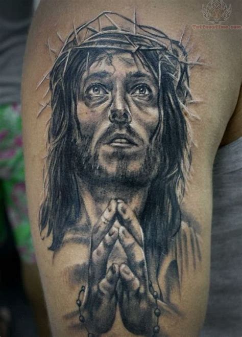 Pin by 박용석 on tatoos | Jesus tattoo, Praying hands tattoo, Christ tattoo