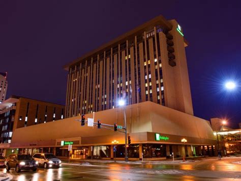 HOLIDAY INN ROCHESTER DOWNTOWN - Updated 2018 Prices & Hotel Reviews ...