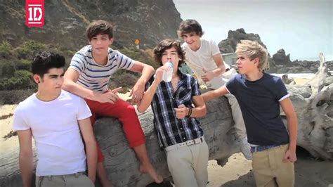 One Direction - What Makes You Beautiful (Behind The Scenes) - YouTube