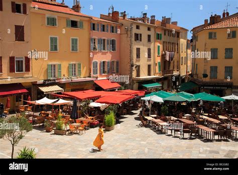 OLD TOWN OF HYERES, VAR, PROVENCE, FRANCE Stock Photo - Alamy