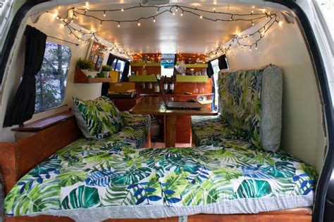 Living in a Van Pros and Cons: The Truth About Vanlife