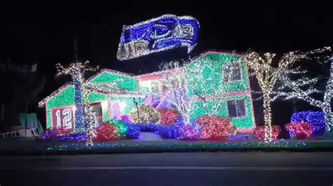 Seahawks Christmas lights 2015 - YouTube