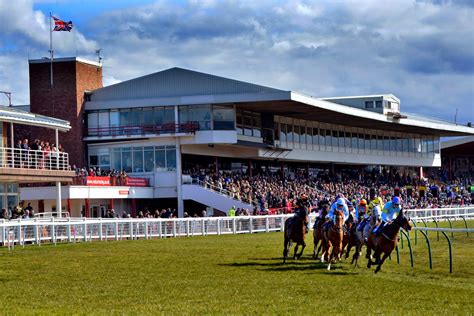 All The Racecourses - Horse Racing Nostalgia: Redcar Racecourse