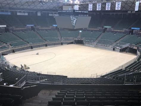 Hawaii athletics facilities: Stan Sheriff Center floor resurfacing underway – Hawaii Warrior World