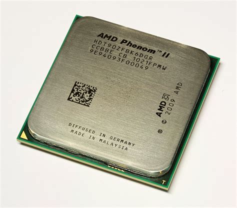 File:AMD Phenom II X6 1090T (HDT90ZFBK6DGR) CPU-top oblique PNr°0291.jpg - Wikimedia Commons